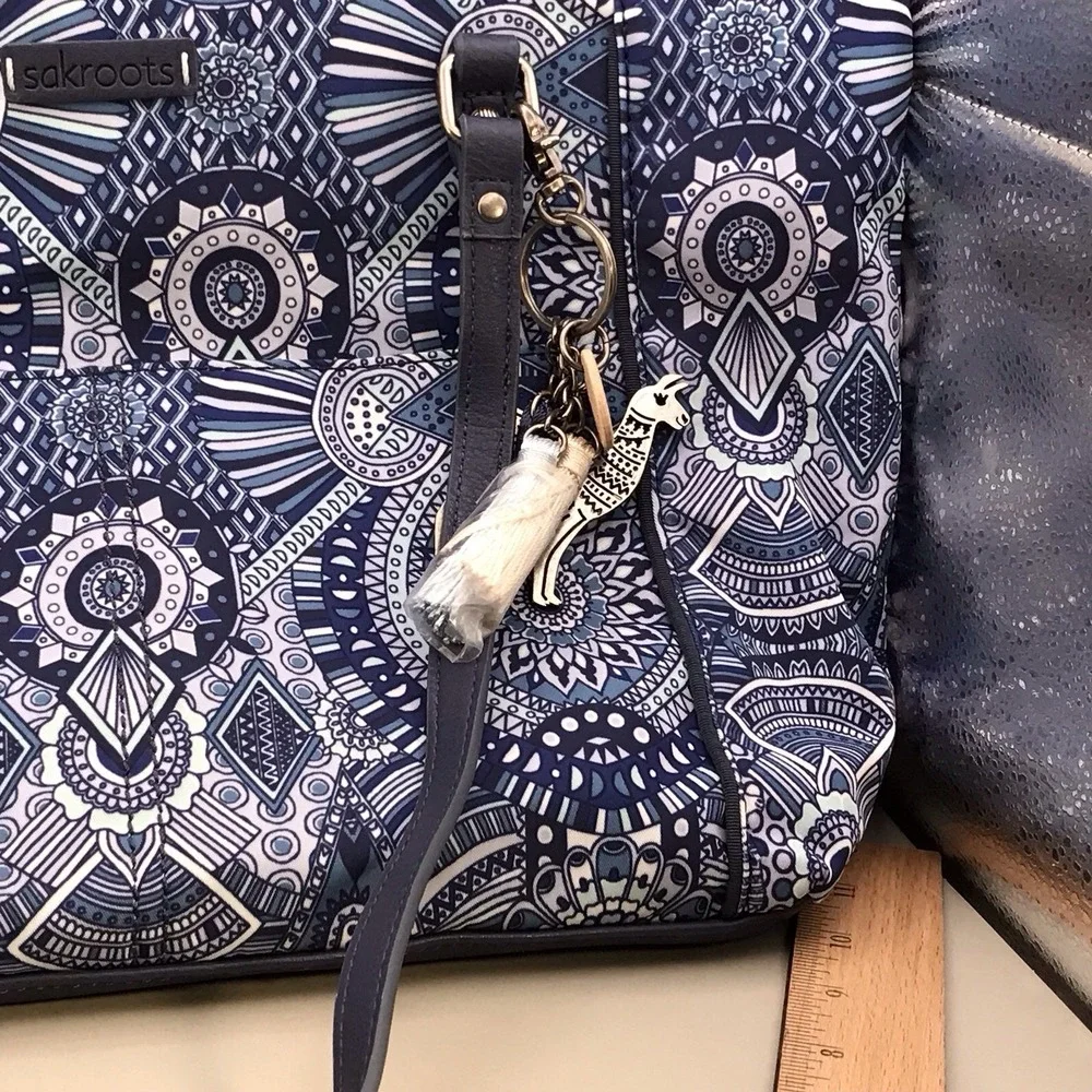 Brand New Sak roots Bag Tote‎ Metro With Llama Charms 14